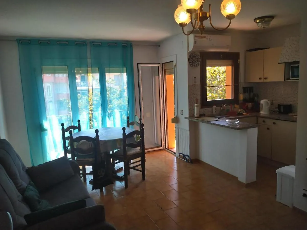Bonito Apartamento Muy Cerca De La Playa Apartment Empuriabrava Spain